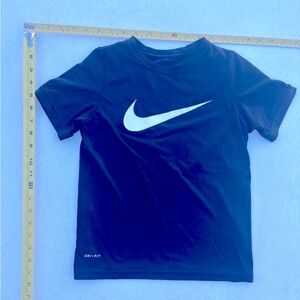 Nike Youth Small Black Shirt